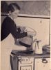 Hanna Elmine Andersen laver kaffe Hanna Elmine Andersen laver kaffe